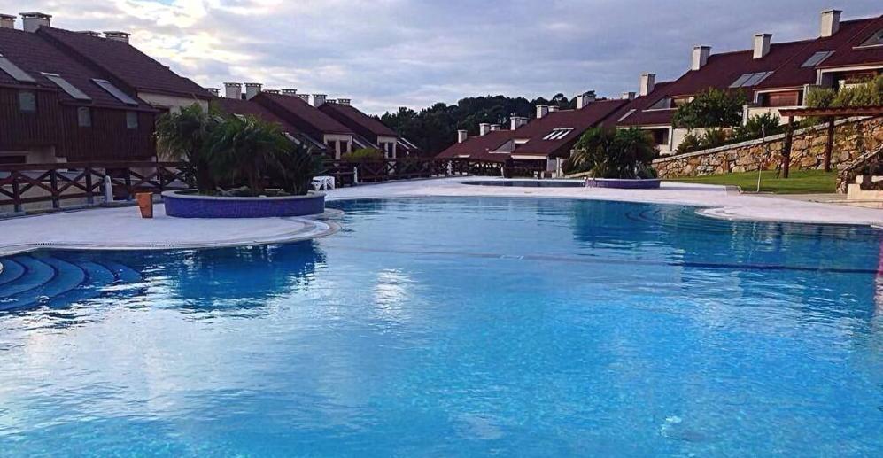 Chalet Complejo Turistico Raeiros - O Grove Luaran gambar